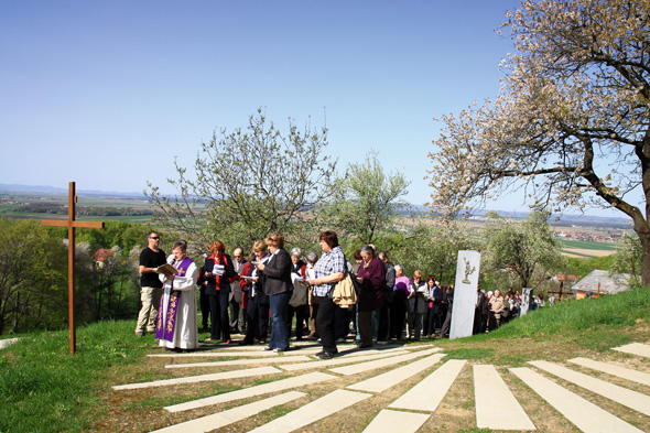 zgodba3 04 2012