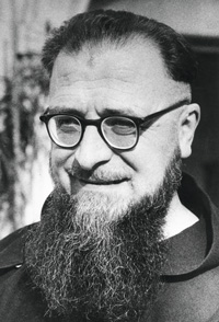 27 03 1972 padre Mariano