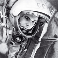 12 04 1961 prvi clovek v vesolju