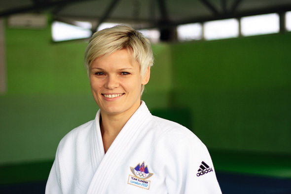 Zolnir Urska1